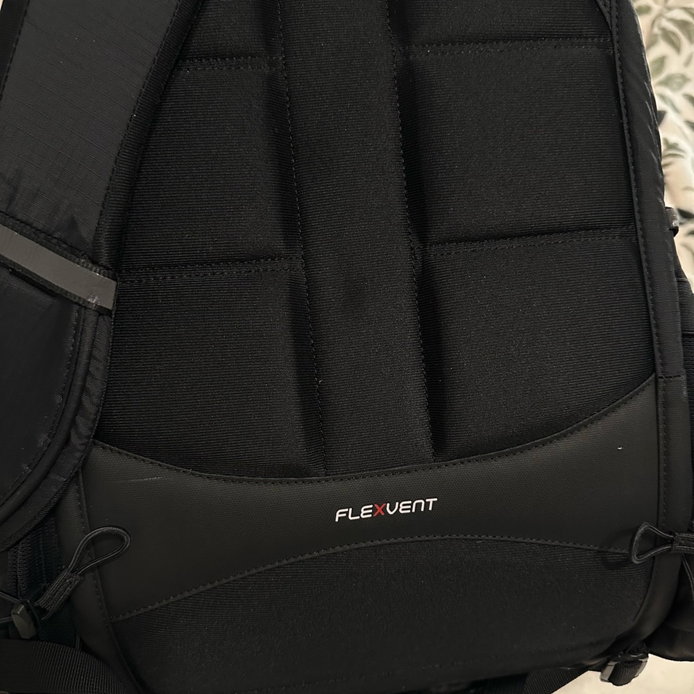 The North Face Black Borealis Backpack - Picture 2 of 8